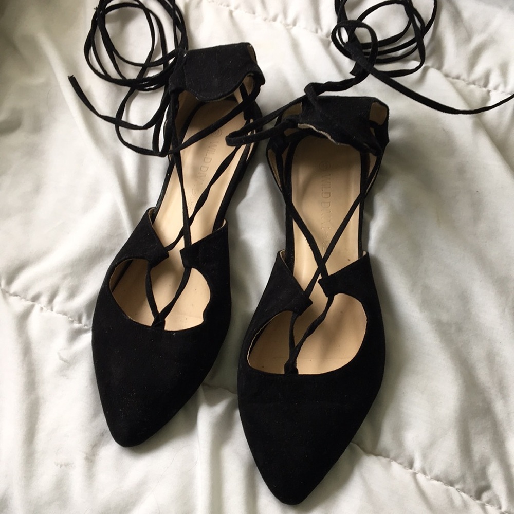 Size 8.5 Wild Diva Lace up Flats